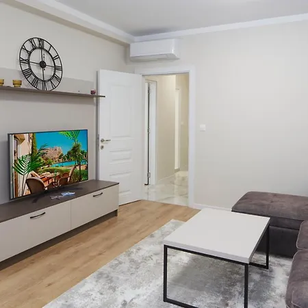 Aparthotel Bellicity Complex