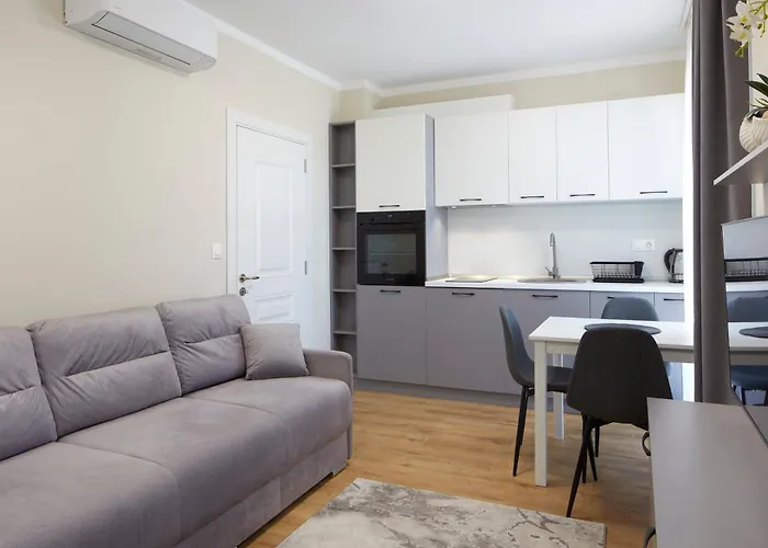 Apartmanhotel Bellicity Complex 4*