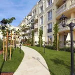 Bellicity Complex Апарт-отель 4*