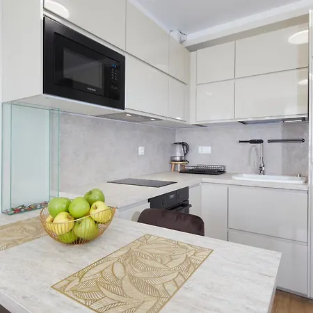 Hotel apartamentowy Bellicity Complex Rawda