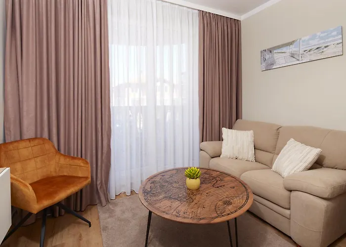 Apartmanhotel Bellicity Complex 4*